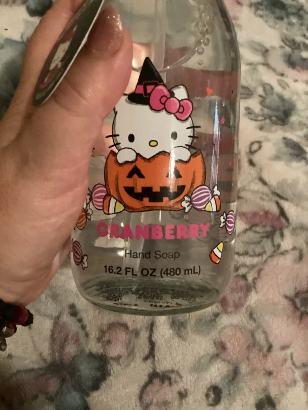 New Halloween Hello Kitty Scented Hand Soap - cranberry/16.2 oz